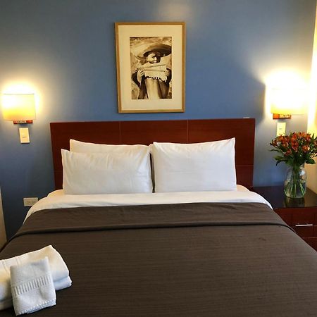 קיטו Filatelia Suites & Travel מראה חיצוני תמונה