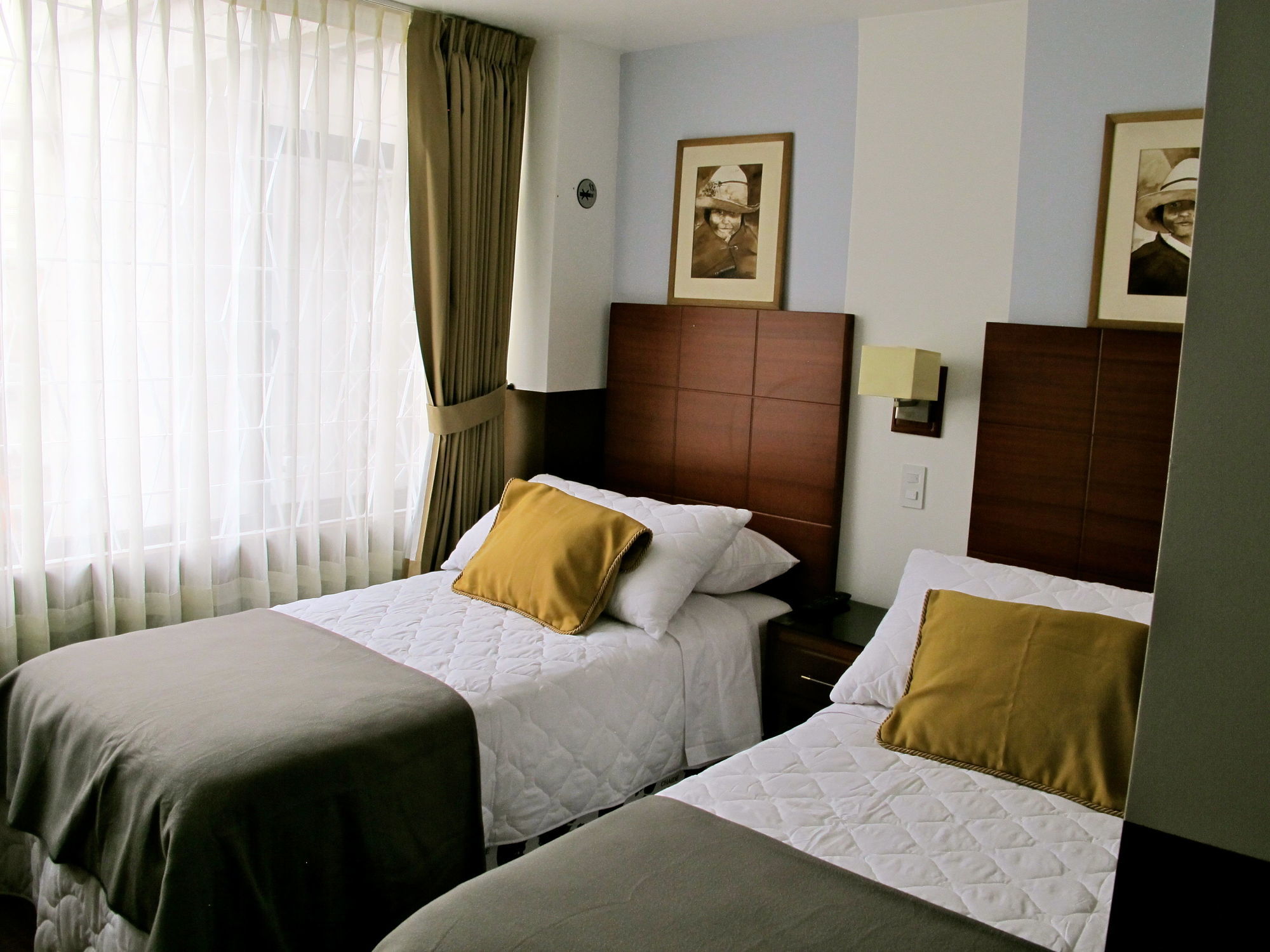 קיטו Filatelia Suites & Travel מראה חיצוני תמונה