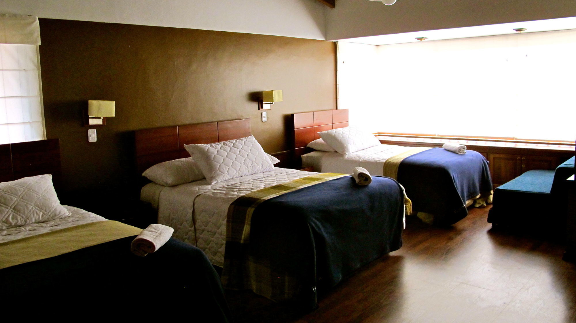 קיטו Filatelia Suites & Travel מראה חיצוני תמונה